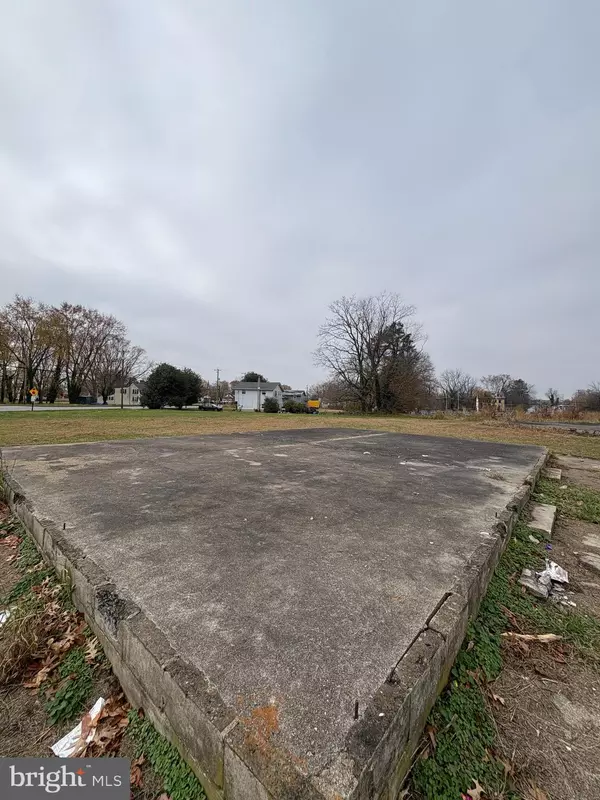 433-435 AFTON DR, Salem, NJ 08079