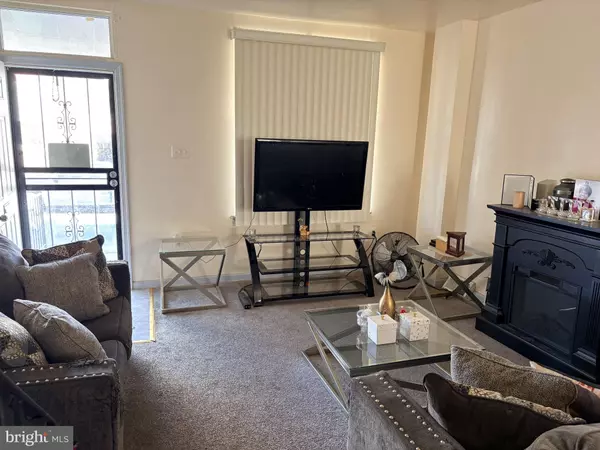 Philadelphia, PA 19132,2446 W HUNTINGDON ST