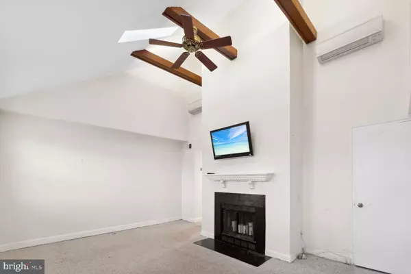 Arlington, VA 22209,2107 N SCOTT ST #73