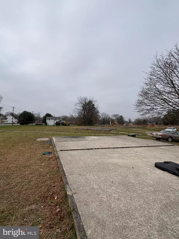 Salem, NJ 08079,437-439 AFTON DR AFTON DR