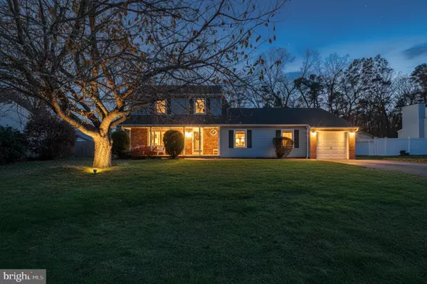 Lanoka Harbor, NJ 08734,147 FOX HOLLOW DR