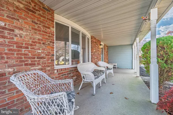 Lanoka Harbor, NJ 08734,147 FOX HOLLOW DR