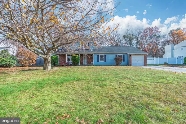 147 FOX HOLLOW DR, Lanoka Harbor, NJ 08734