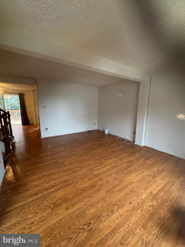 Pasadena, MD 21122,3621 SEAFORD CT