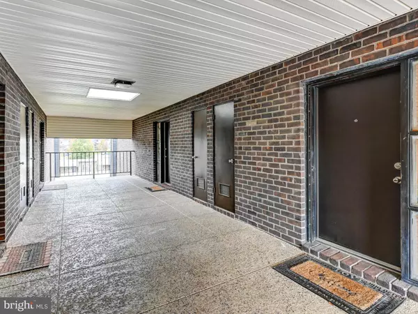 Baltimore, MD 21208,23 STONEHENGE CIR #23-12