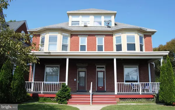 715 OAK HILL 715-717 AV, Hagerstown, MD 21749