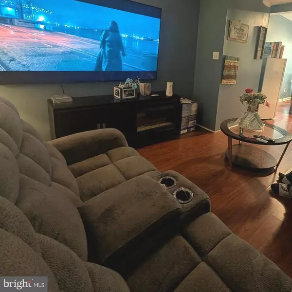 Philadelphia, PA 19131,5750 HUNTER ST