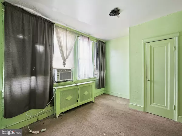 Washington, DC 20011,5733 9TH ST NW