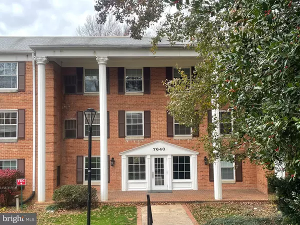 7640 PROVINCIAL DR #204, Mclean, VA 22102