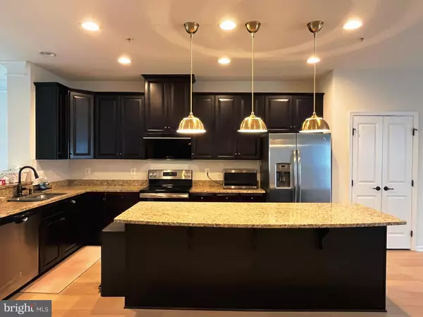 Greenbelt, MD 20770,5428 STREAM BANK LN