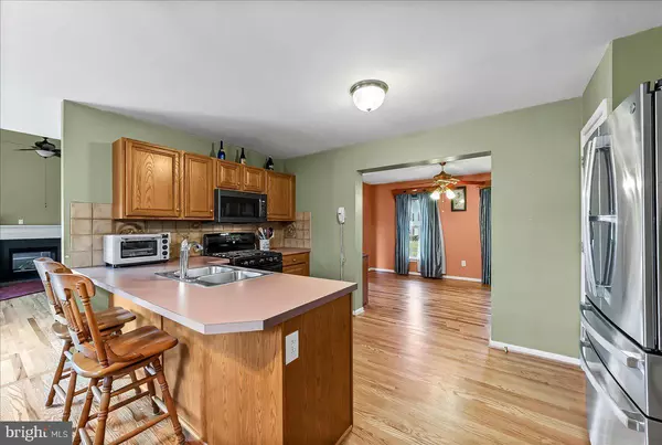 Oxford, PA 19363,833 SLATE HILL DR