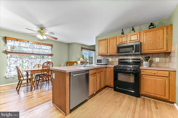 Oxford, PA 19363,833 SLATE HILL DR