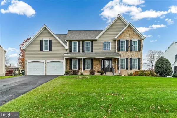833 SLATE HILL DR, Oxford, PA 19363