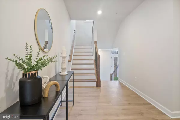 Hunt Valley, MD 21030,13806 RIDGEVIEW CT