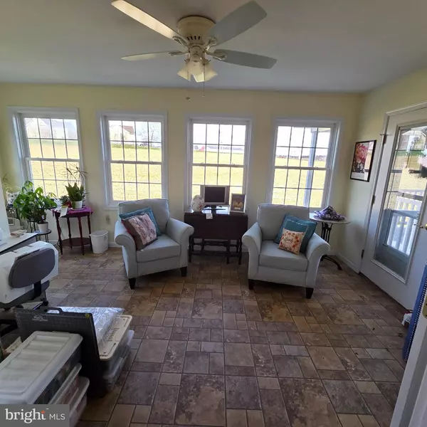 Manheim, PA 17545,854 CAMBRIDGE DR