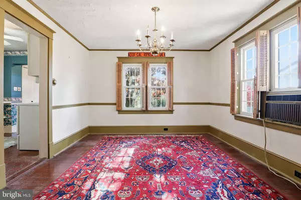 Mechanicsburg, PA 17055,205 W MAPLEWOOD AVENUE