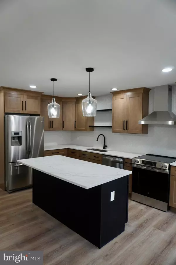 Yardley, PA 19067,8107 SPRUCE MILL DR