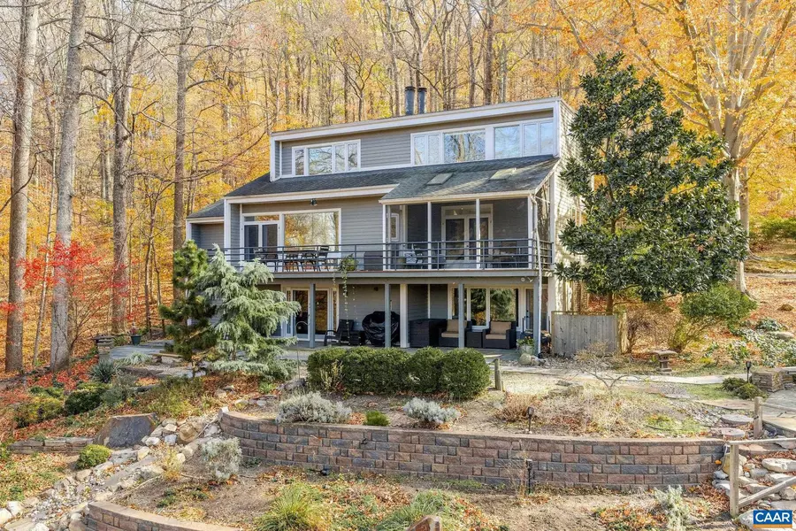 407 BROAD AXE RD, Charlottesville, VA 22903