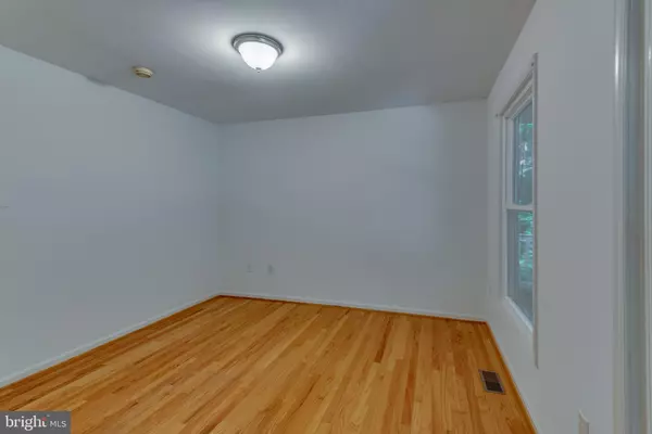 Lusby, MD 20657,8413 MANOR VIEW RD