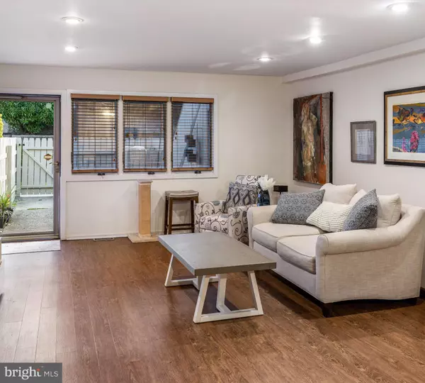 New Hope, PA 18938,9-A RIVERHILL