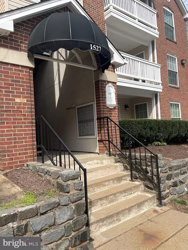 Mclean, VA 22102,1527 LINCOLN WAY #303