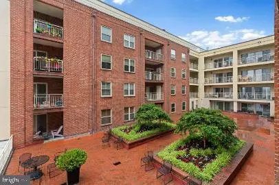 Baltimore, MD 21231,960 FELL STREET #402