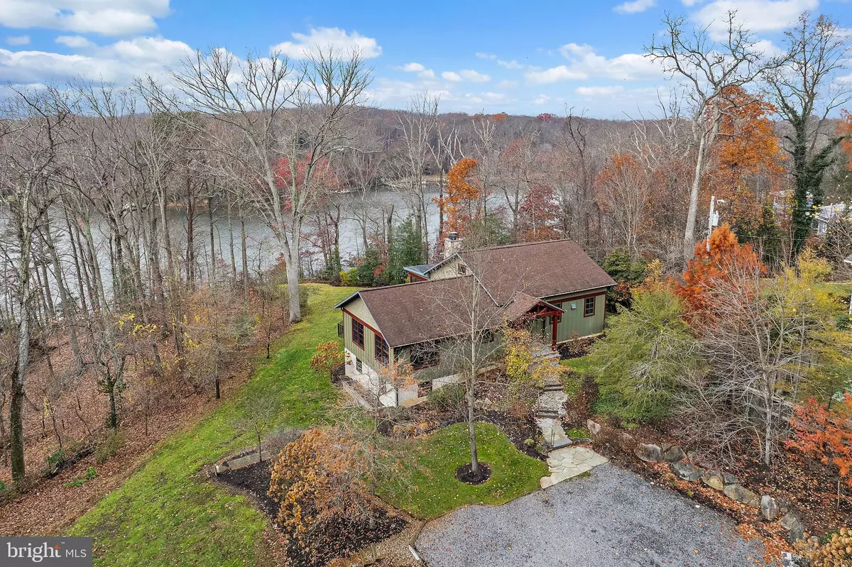 Annapolis, MD 21401,397 FORELANDS RD