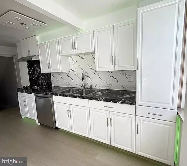 4318 GLENDALE ST, Philadelphia, PA 19124