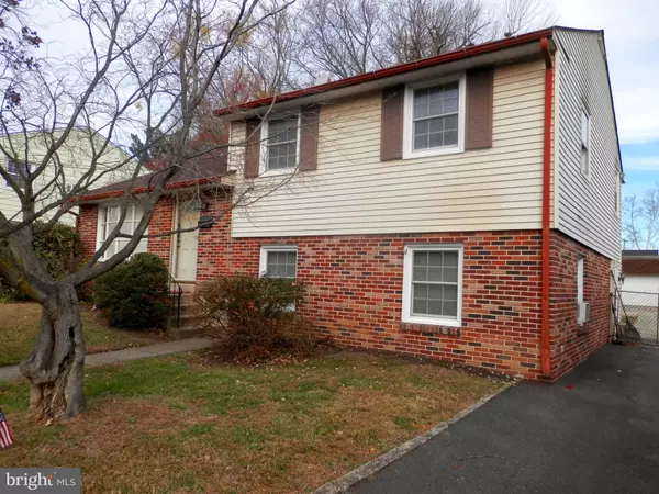 Folsom, PA 19033,1226 REDWOOD AVE