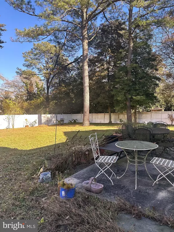 Seaford, DE 19973,9593 N SHORE DR