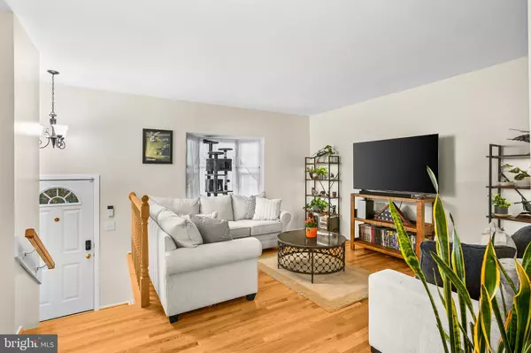 Reston, VA 20191,2418 RIDGEHAMPTON CT