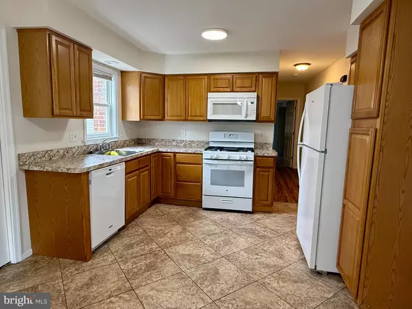 Bellmawr, NJ 08031,1132 HOWARD AVE #A - LEFT SIDE