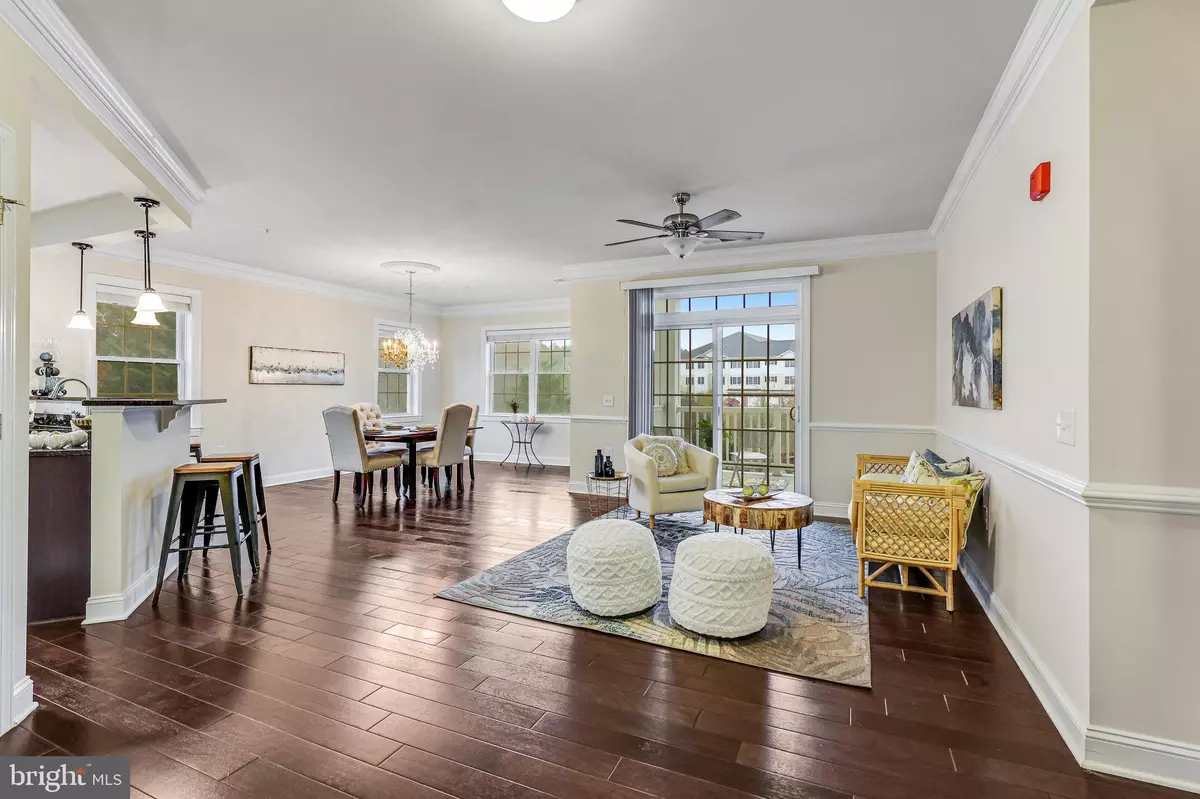 Haymarket, VA 20169,15110 HEATHER MILL LN #201