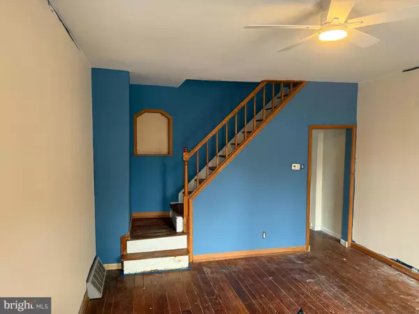 Philadelphia, PA 19134,2729 E CAMBRIA ST