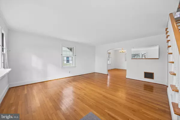 Salisbury, MD 21801,221 NORTH BLVD