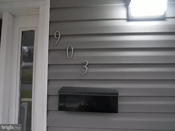 Coal Township, PA 17866,903 W SPRUCE ST