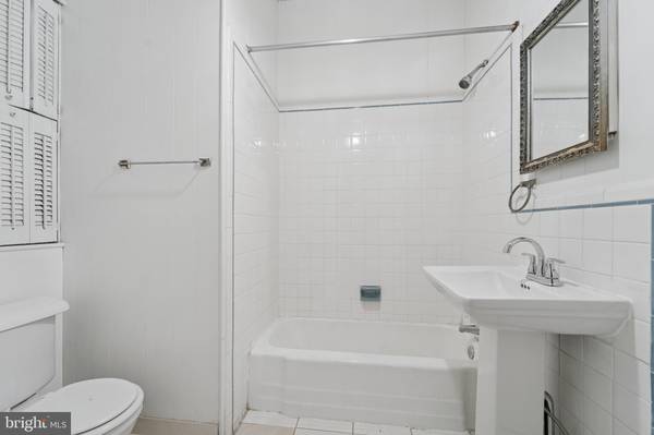 Philadelphia, PA 19104,320 S 42ND ST