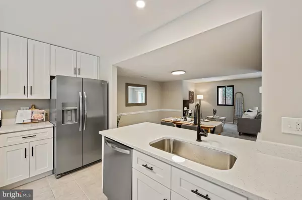 Annapolis, MD 21409,1366 ALMOND DR