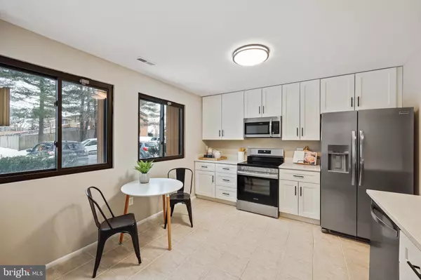 Annapolis, MD 21409,1366 ALMOND DR