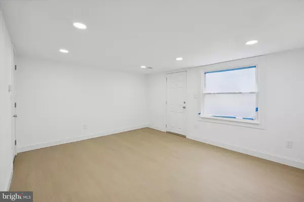 Bordentown, NJ 08505,310 HOPKINSON ST