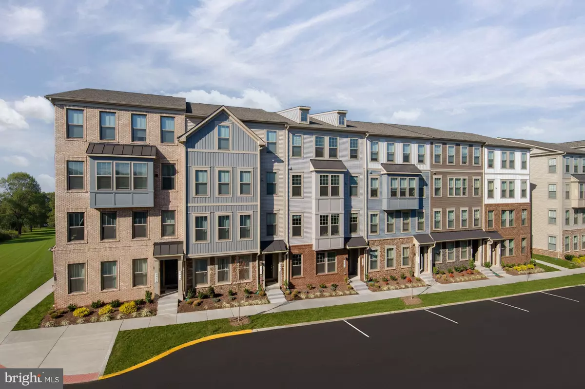 Manassas Park, VA 20111,202A PARK CENTRAL TER