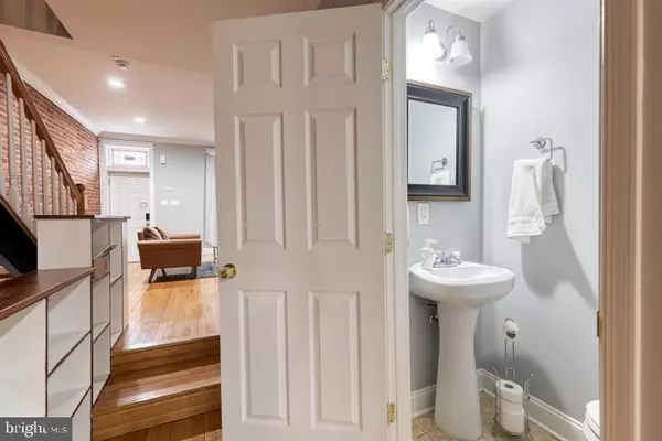 Baltimore, MD 21231,141 N PATTERSON PARK AVE