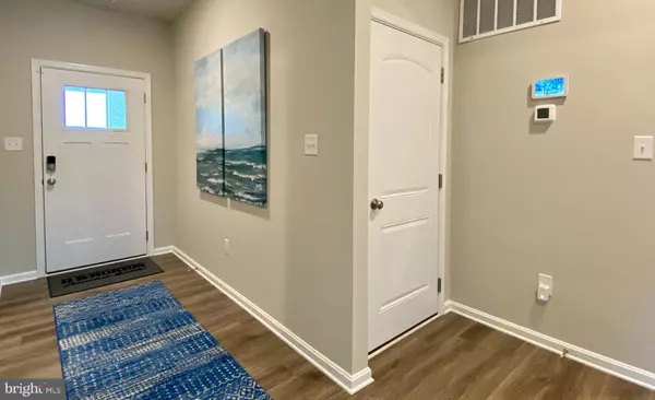 Millville, DE 19967,34328 EAST LAKE LN