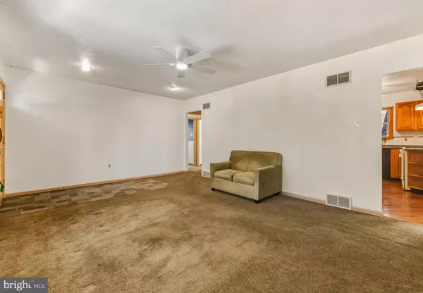 Cherry Hill, NJ 08003,5 PEROT AVE