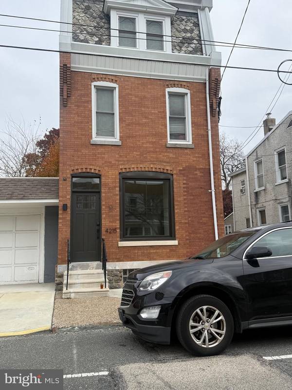 4215 MANAYUNK AVE, Philadelphia, PA 19128