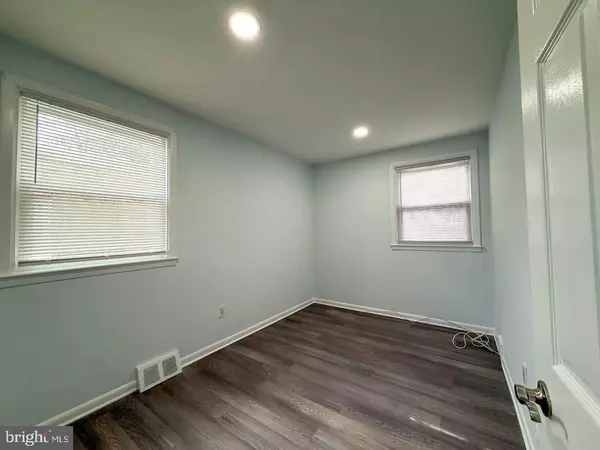 Philadelphia, PA 19128,7028 VALLEY AVE #2