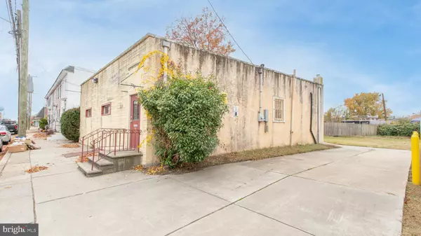 Gloucester City, NJ 08030,309--311 S BROADWAY