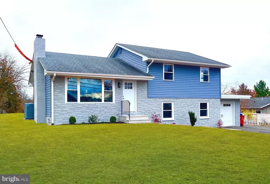 1370 KAUFFMAN RD, Pottstown, PA 19464