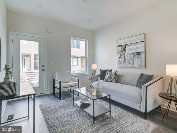 2066 E WILLIAM ST, Philadelphia, PA 19134