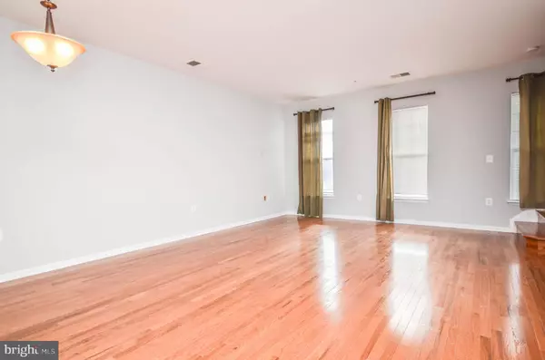 Rockville, MD 20850,116 MOORE DR